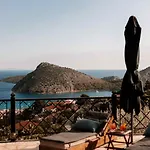 Lilian Horizon Villa Tolón