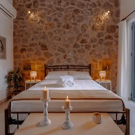 Lilian Horizon Τολό