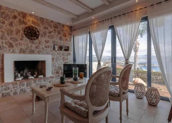 Lilian Horizon Villa *