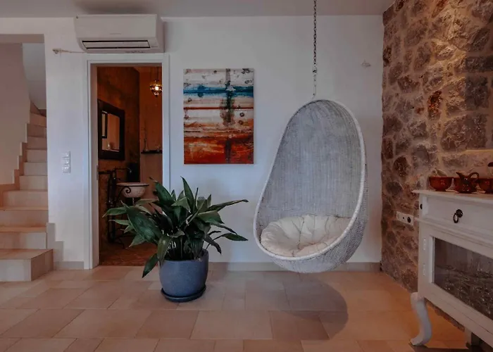 Lilian Horizon * Τολό